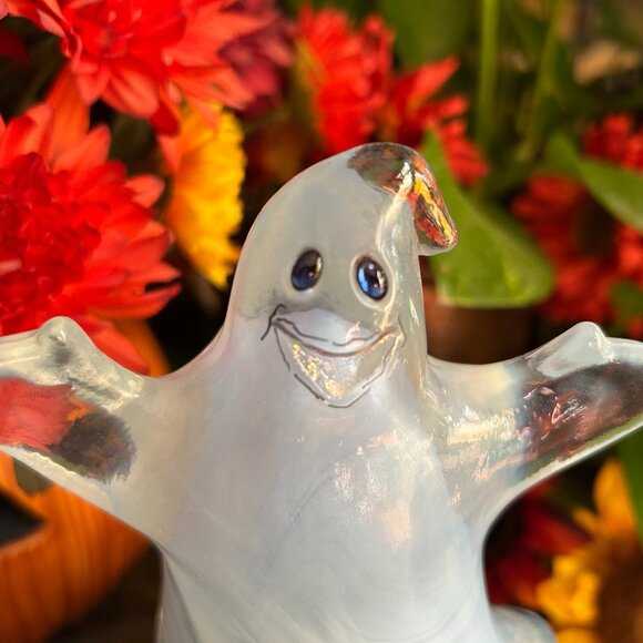 MINT Fenton Art Glass Opaline Halloween Ghost “Gaspar,” Signed (J. Burkhart) - Picture 4 of 12